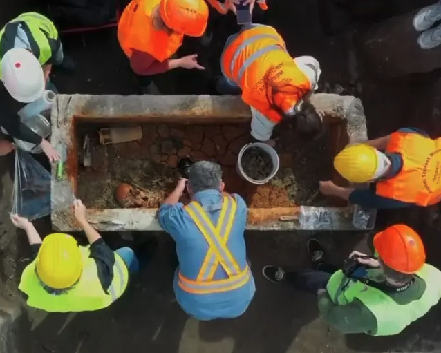 A 1,700 Year Old Sarcophagus Is Unearthed In Budapest
